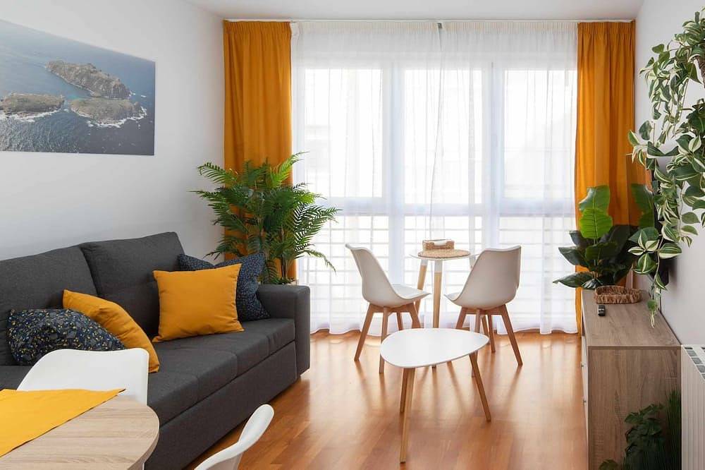 Entire apartment, Ag Miramar Malpica house with a view to Beach X4 in Malpica de Bergantiños, Costa da Morte