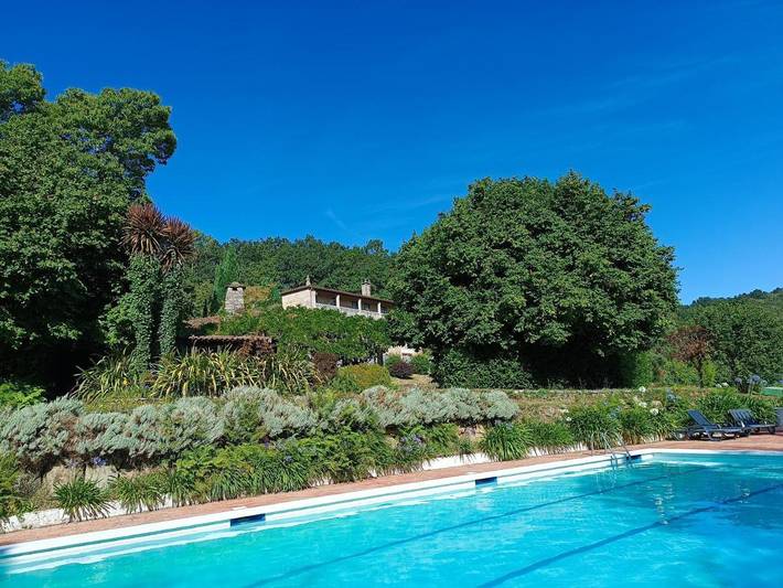 Casa rural para 2 personas, con Terraza además de Jardín y Piscina en Silleda