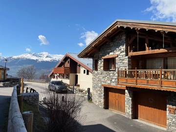 Chalet pour 14 personnes, avec balcon, animaux acceptés dans Paradiski