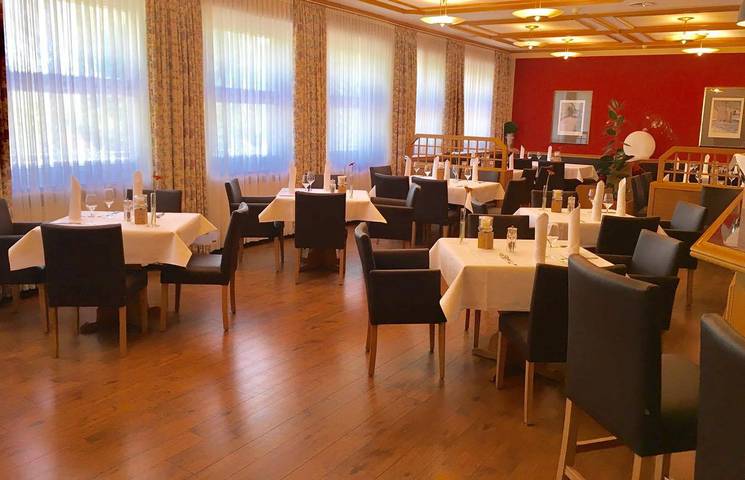 Ganze Ferienwohnung, Waldhotel Berghof - Doppelzimmer in Luisenthal, Rennsteig