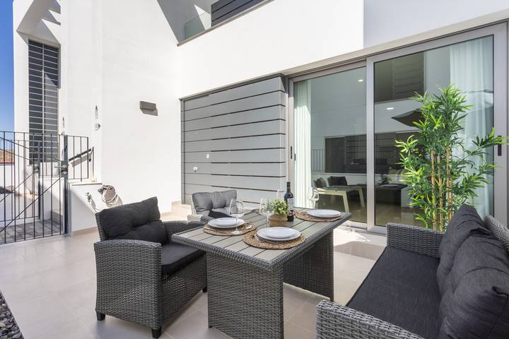 Ferienwohnung für 4 Personen, mit Pool und Terrasse in Arico - 4