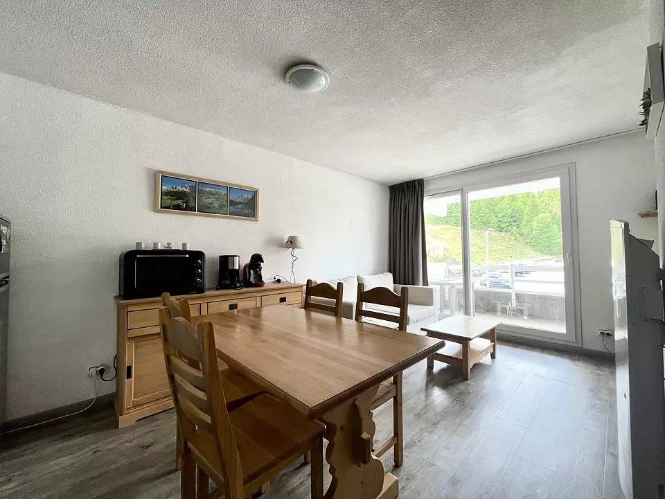 Ganze Wohnung, Sunv217 - Ferienwohnung 6 Personen mit Terrasse in Puy-Saint-Vincent, Nationalpark Écrins