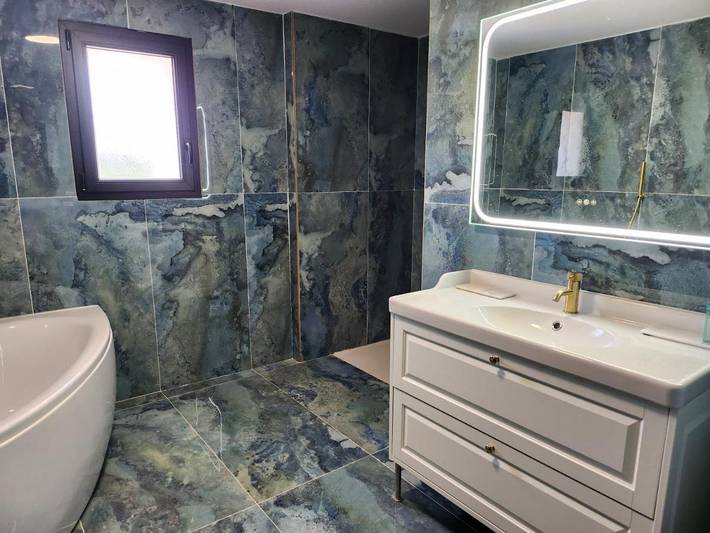 Gîte pour 2 personnes, avec vue et terrasse, animaux acceptés à La Crau - 4