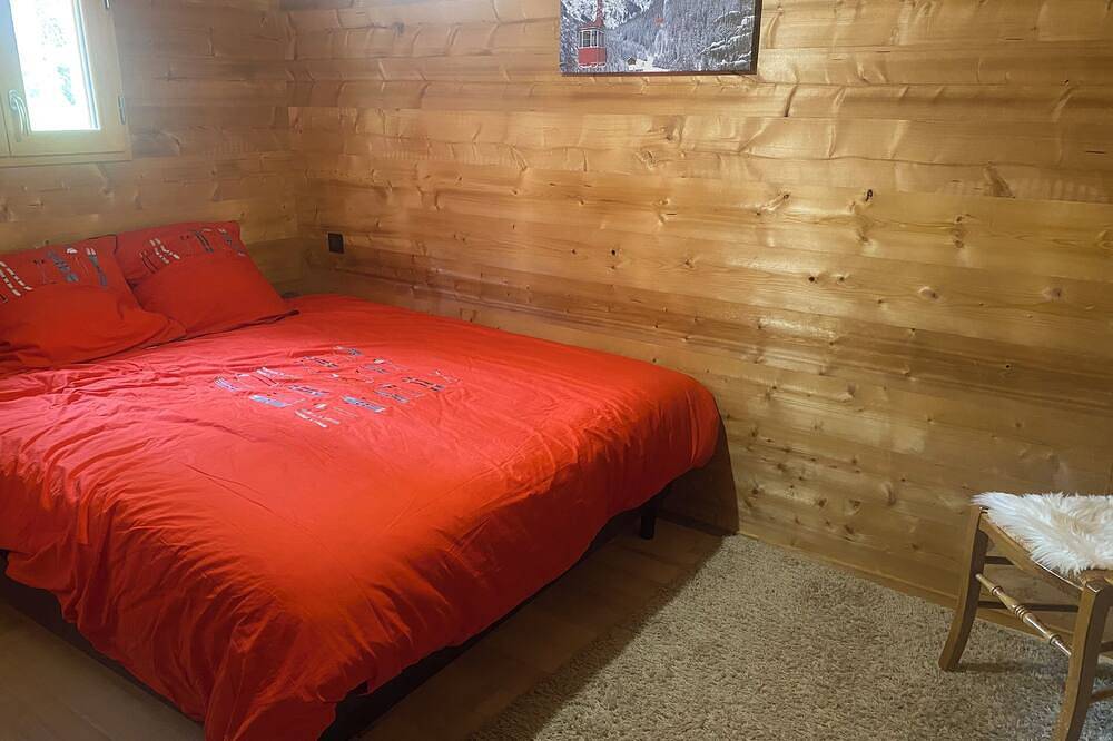 Cosy and comfortable 4-star chalet in a peaceful natural setting in Prémanon, Regionaler Naturpark Hochjura