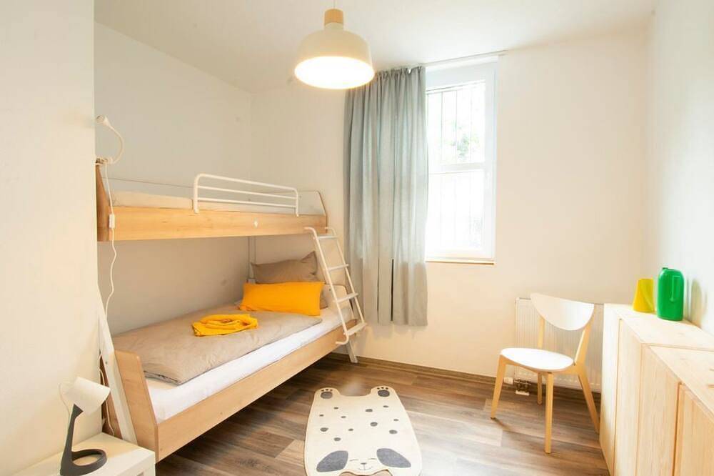 Ganze Wohnung, 7-Bett Ferienwohnung Hundeglück - Haus Alleegarten Ferienwohnungen in Bad Bertrich, Traben-Trarbach und Umbegung