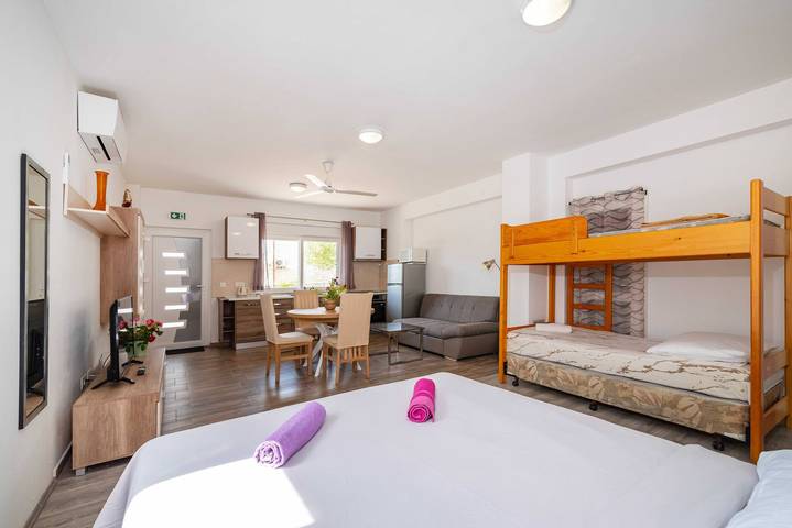 Ganze Wohnung, Studio apartment Blagdan in Zadar Stadt, Zadar (Kommun)