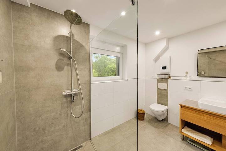 Ferienwohnung für 4 Personen, mit Balkon und Whirlpool sowie Garten und Sauna in Wermelskirchen - 4