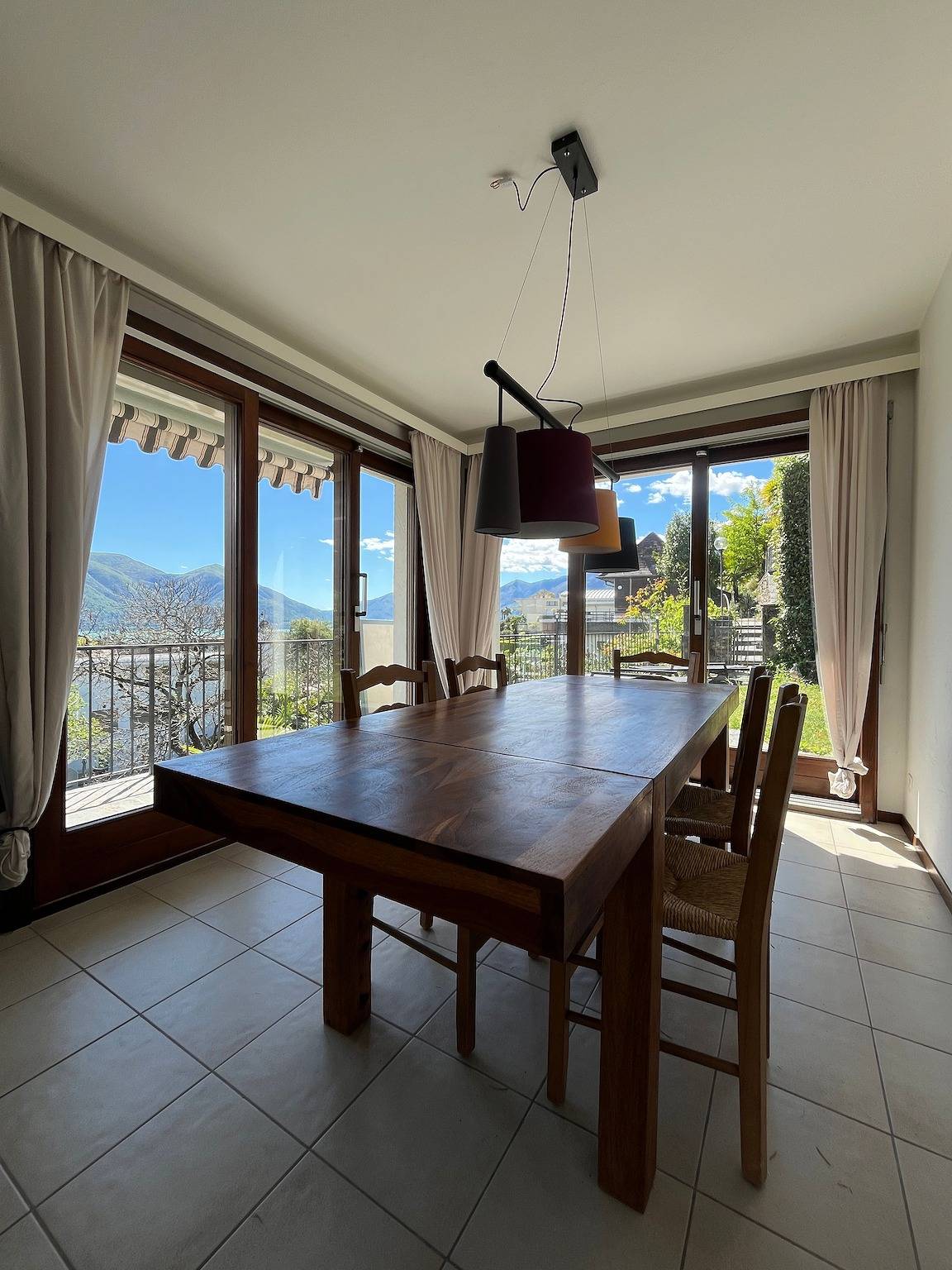 Appartement de vacances entier, Appartement de vacances pour 4 personnes avec balcon in Ascona, Alpes tessinoises
