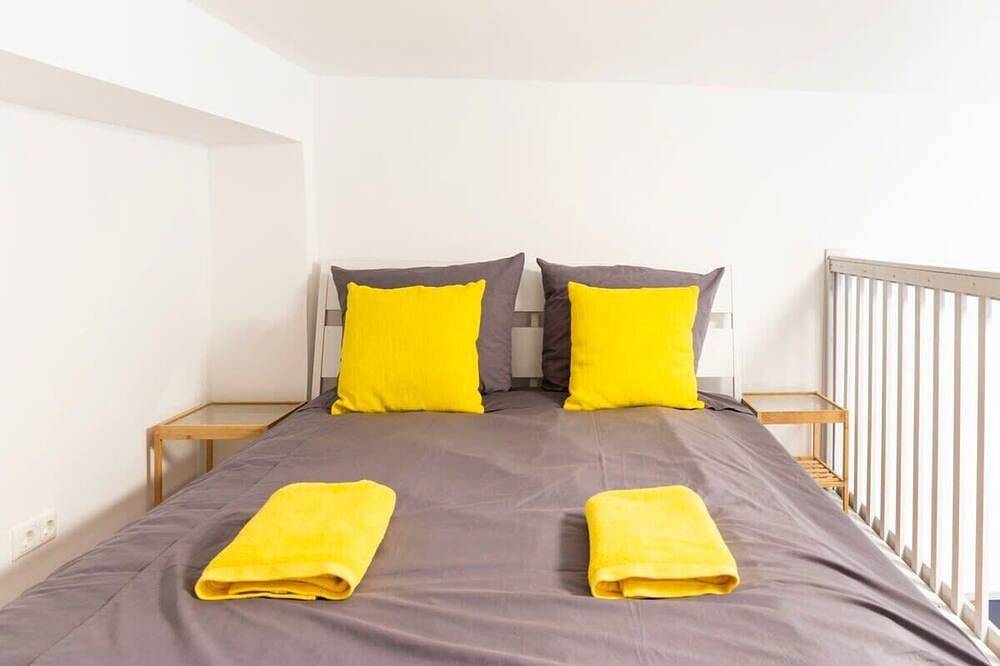 Ganze Wohnung, Geräumiges Studio im Loft-Stil Online Check-In in Berlin Innenstadt, Berlin