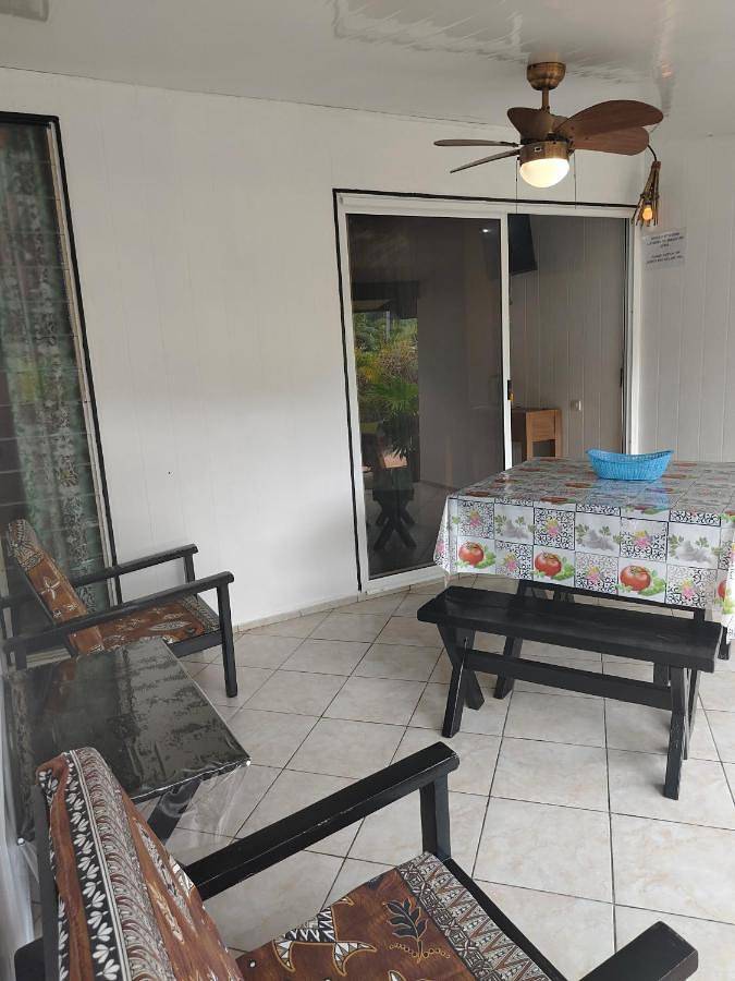 Gîte pour 2 personnes, avec terrasse et jardin dans Huahine - 3
