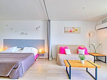 Gîte pour 3 personnes, avec piscine et balcon dans Saint Martin