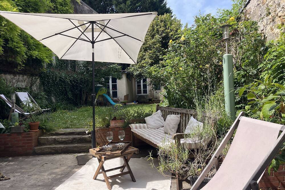Family-friendly stopover in the heart of Fontainebleau in Fontainebleau, Seine-et-Marne