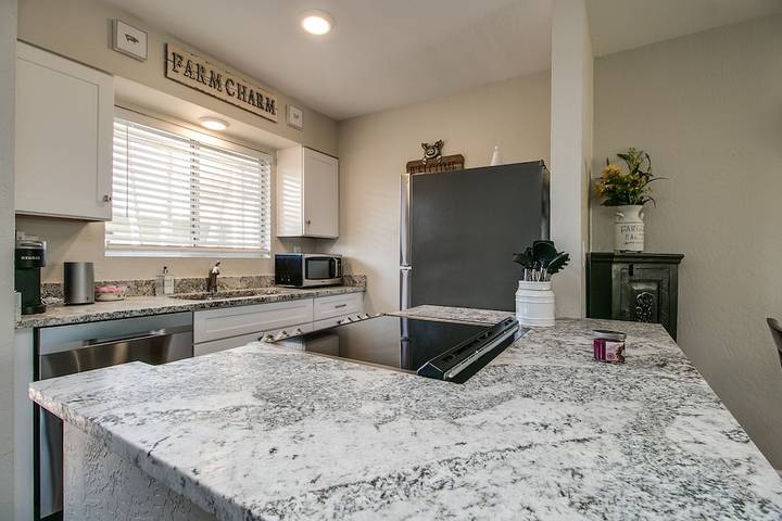 Vacation rental for 4 people, with pool and terrace in Camelback Mountain