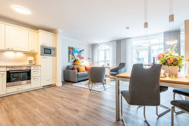 Ferienwohnung für 2 Personen, mit Balkon und Sauna in Westerland
