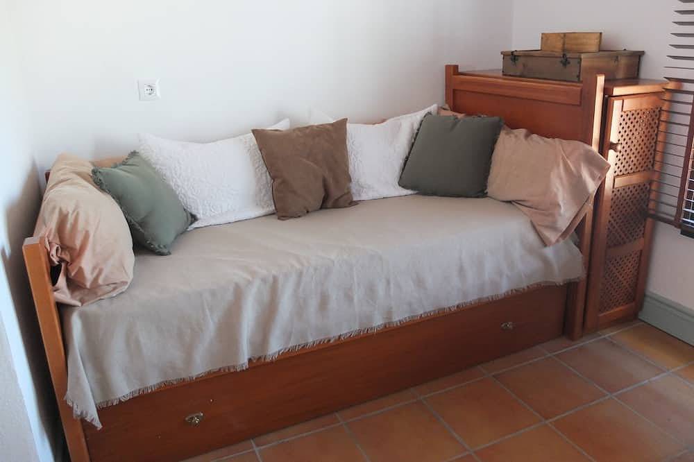 Typical cortijo near Cordoba in the heart of the Andalusian countryside in La Carlota, Provincia de Córdoba