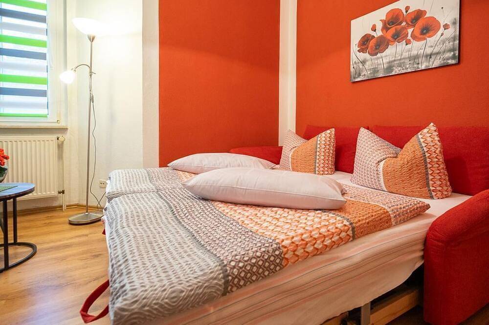 Ganze Wohnung, Ferienwohnung Romy - Appartement/Fewo, Dusche und Bad, Wc in Naumburg, Saale-Unstrut