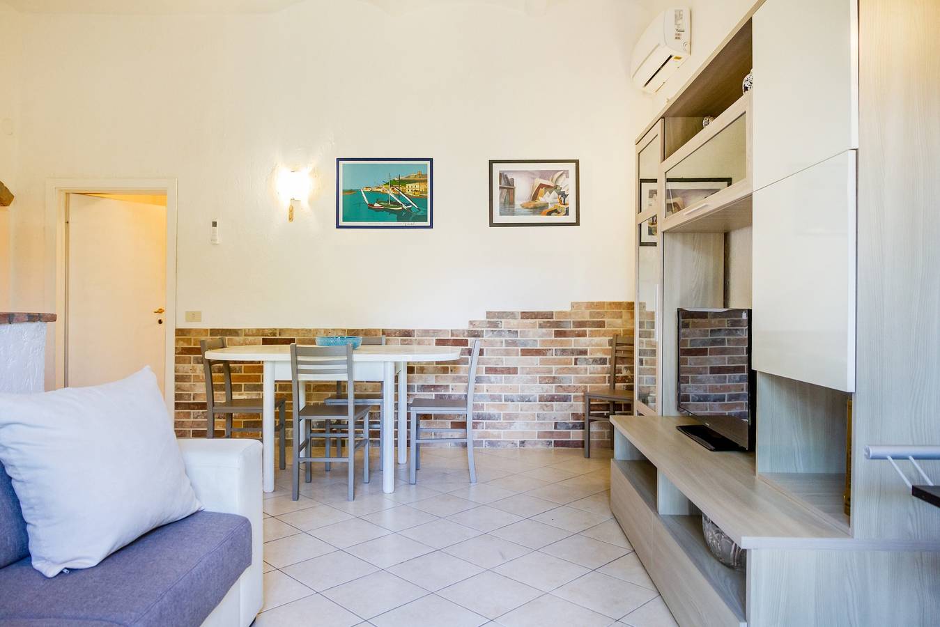 Holiday Home "Palmiro" with Shared Garden & Wi-Fi in Castiglione della Pescaia, Grosseto Province