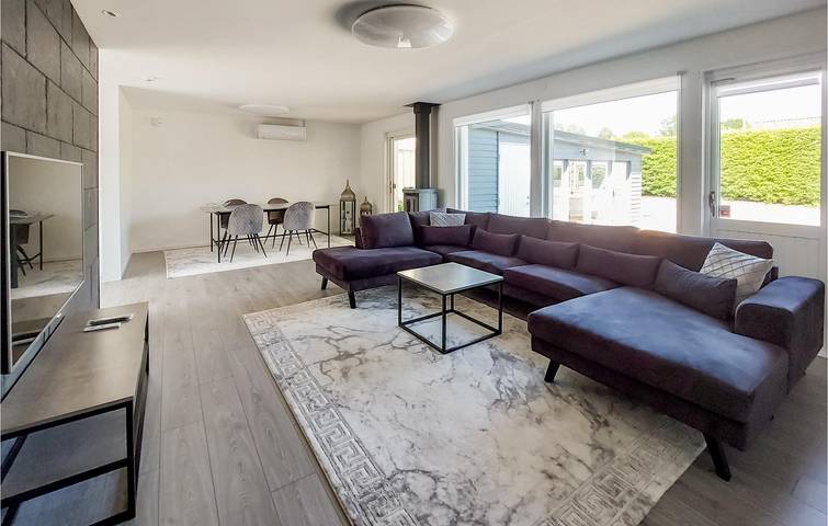 Ferienhaus für 8 Personen mit Pool in Helsingborg, Skane