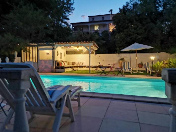 Location de vacances pour 10 personnes, avec vue ainsi que piscine et jardin à Magalas - 2