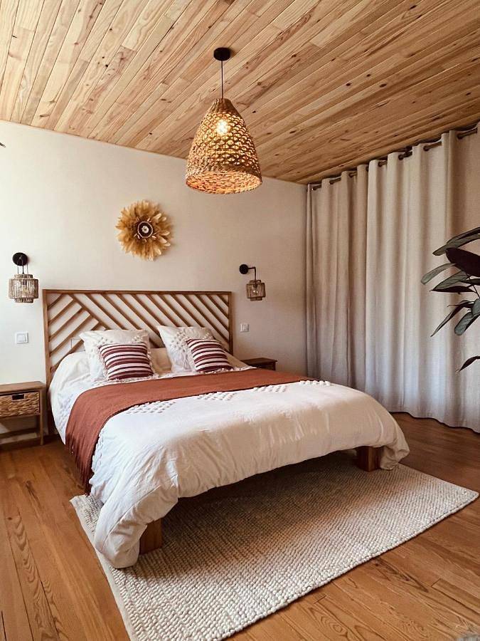 Location de vacances pour 4 personnes, avec terrasse et jardin à Trébons