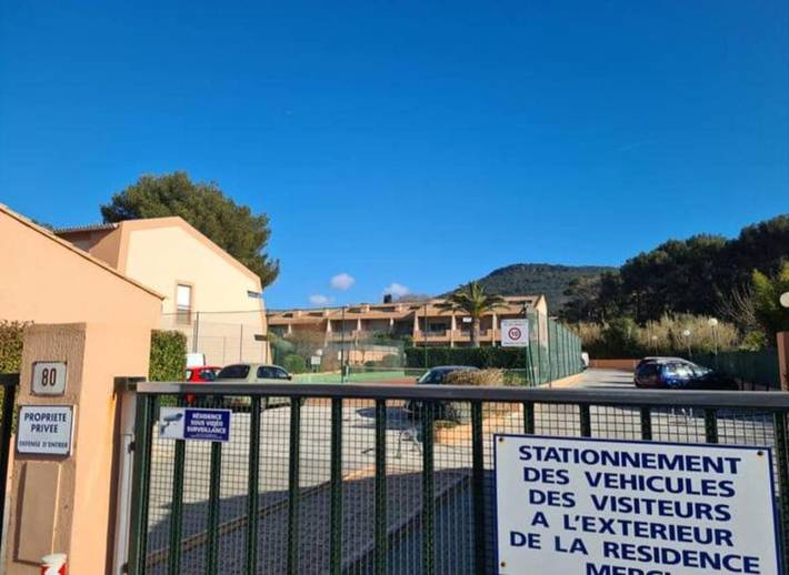 Gîte pour 6 personnes, avec piscine ainsi que terrasse et jardin, animaux acceptés dans Plage de La Garonne - 3