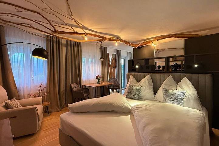 Ganze Wohnung, Ferienwohnung 2 - Pflaume - Attersee Panorama Apartments in Steinbach am Attersee, Bezirk Vöcklabruck