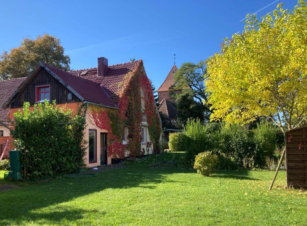 Villa Kunterbunt: Urgemütlich und fast perfekt in Hohen Wangelin, Mecklenburgische Seenplatte