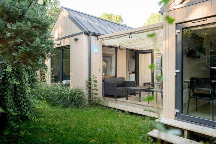 Domek letniskowy, z Jacuzzi i Taras oraz Ogród i Sauna w Jastarnia