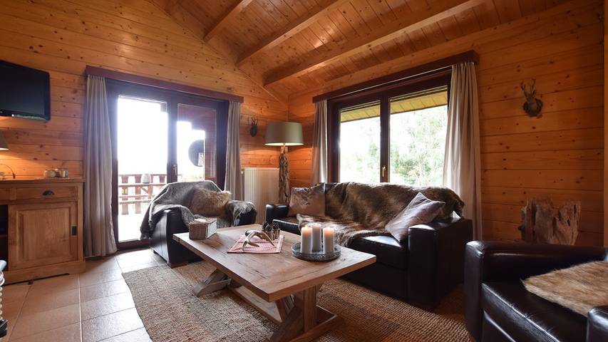 Location de vacances pour 9 personnes, avec jardin dans Septon - 2