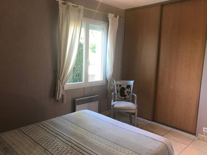 Location de vacances pour 2 personnes, avec vue sur le lac et vue ainsi que jardin et piscine à Bouzigues - 3