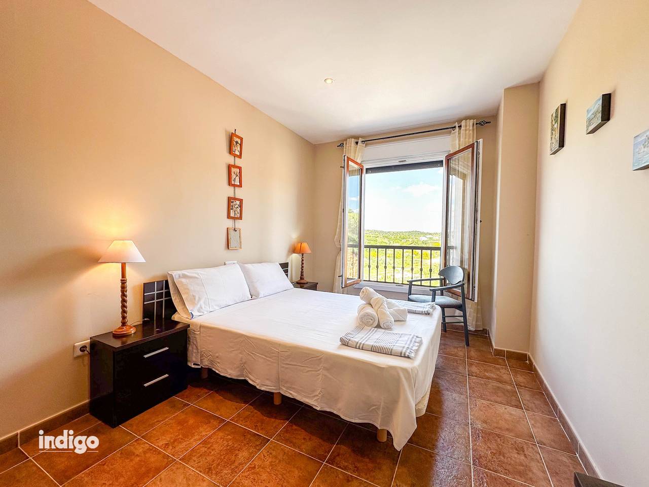 Apartamento inteiro, Apartamento de férias para 6 pessoas com piscina infantil in Urbanizacion Costa Esuri, Ayamonte