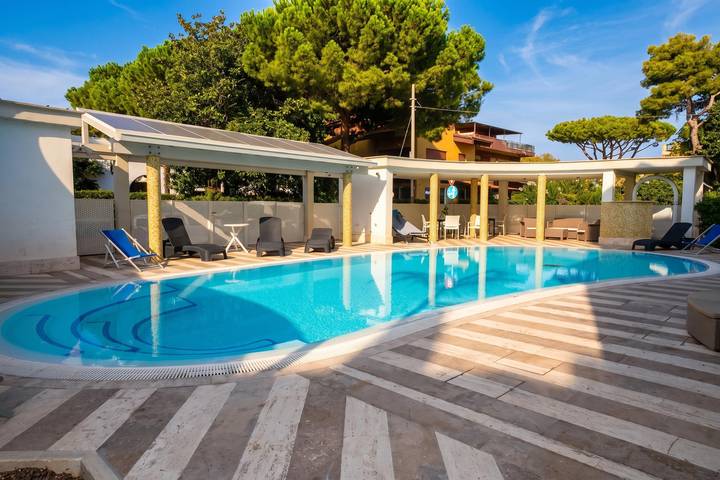Ferienhaus für 19 Personen in Terracina - 2