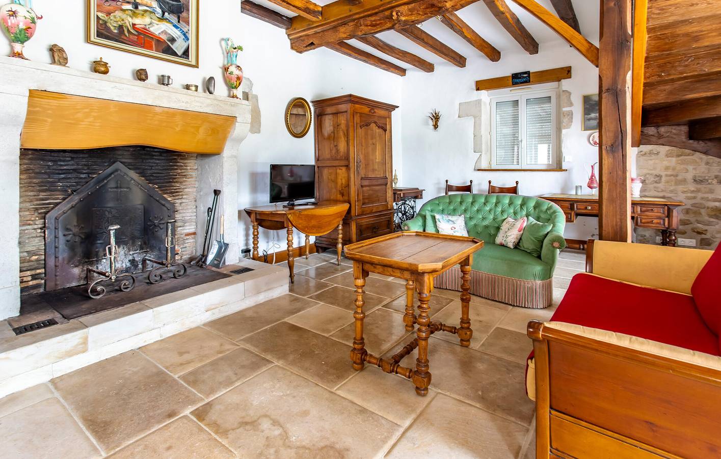 Modern appartement met zwembad en parkeerplaats - TV inbegrepen in Lonnes, Charente