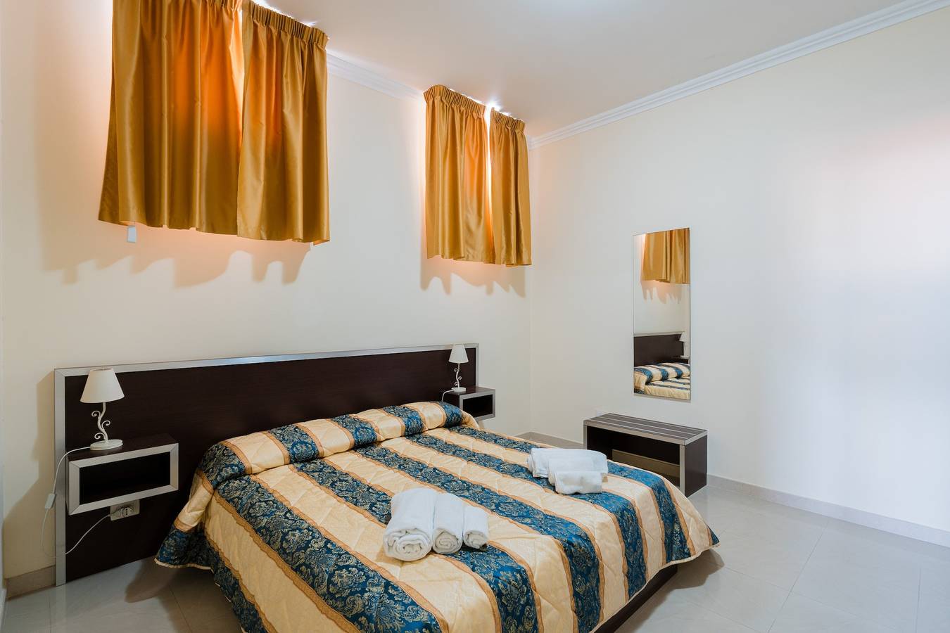 Appartamento in hotel 'Unit 1' con Wi-Fi in Gallipoli, Golfo di Taranto