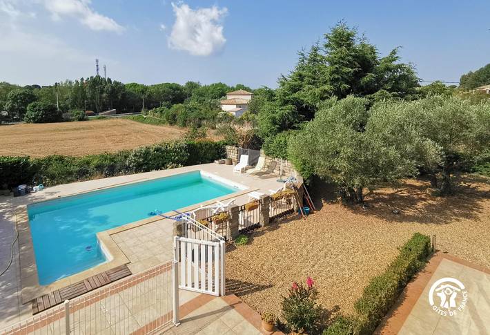 Gîte pour 7 personnes, avec Jardin et Piscine à Poussan