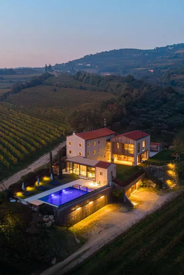 Maison de campagne pour 2 personnes, avec piscine ainsi que jardin et vue - 1