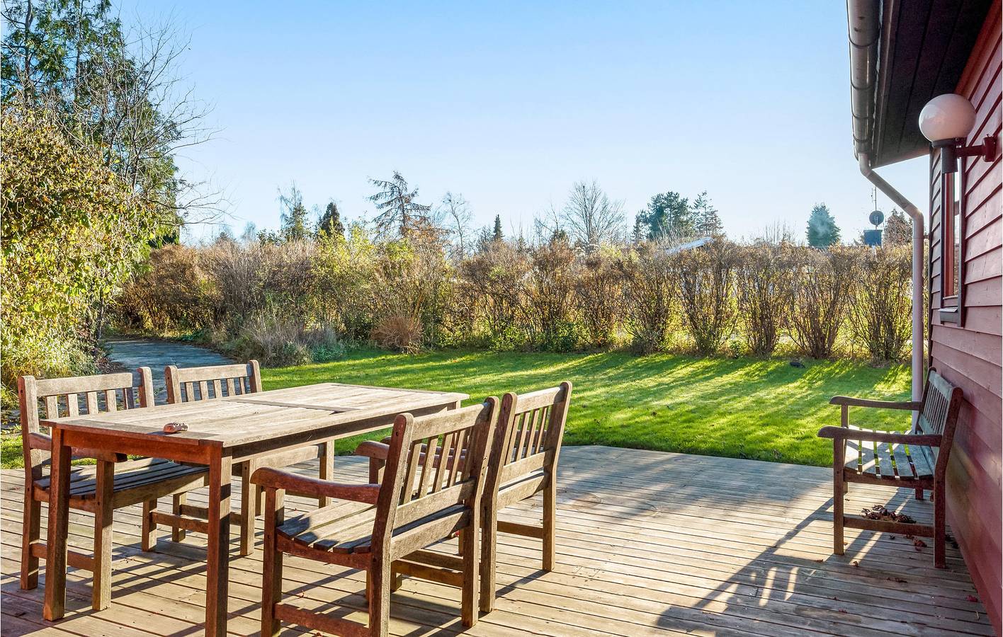 Vacation house for 6 people with yard in Vellerup, Skibby