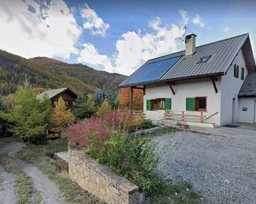 Gîte pour 4 personnes, avec jardin dans Serre Chevalier
