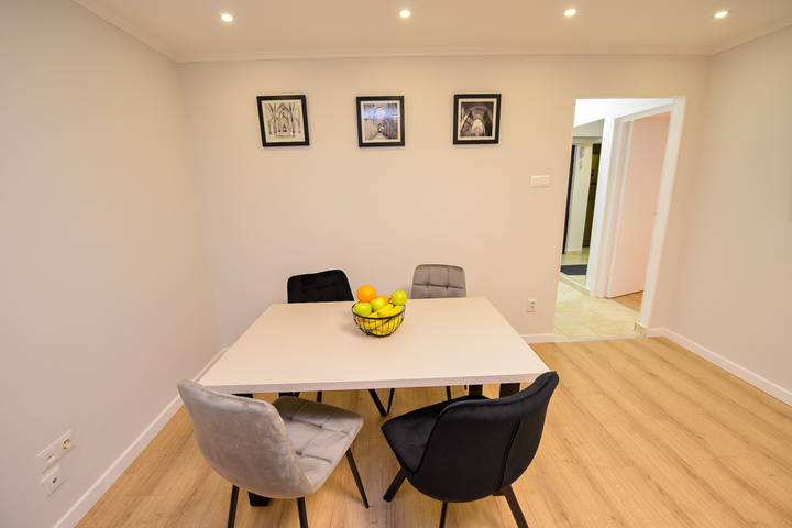 Gîte pour 5 personnes, avec balcon/terrasse, animaux acceptés à Bucarest - 2