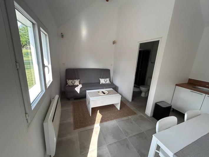 Gîte pour 3 personnes, avec Terrasse ainsi que Jardin et Vue à Quillebeuf-sur-Seine
