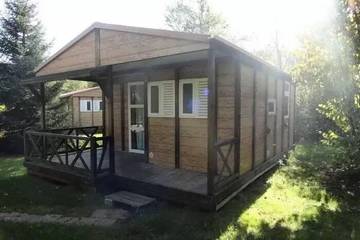 Camping für 4 Personen, mit Whirlpool und Garten sowie Pool am Doubs
