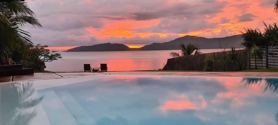 Location de vacances pour 6 personnes, avec jardin ainsi que vue et piscine En Nouvelle-Calédonie - 2