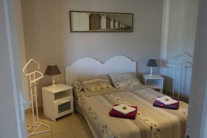 Gîte pour 4 personnes, avec Terrasse ainsi que Jardin et Piscine à Saint-Maurice-d'Ibie - 3