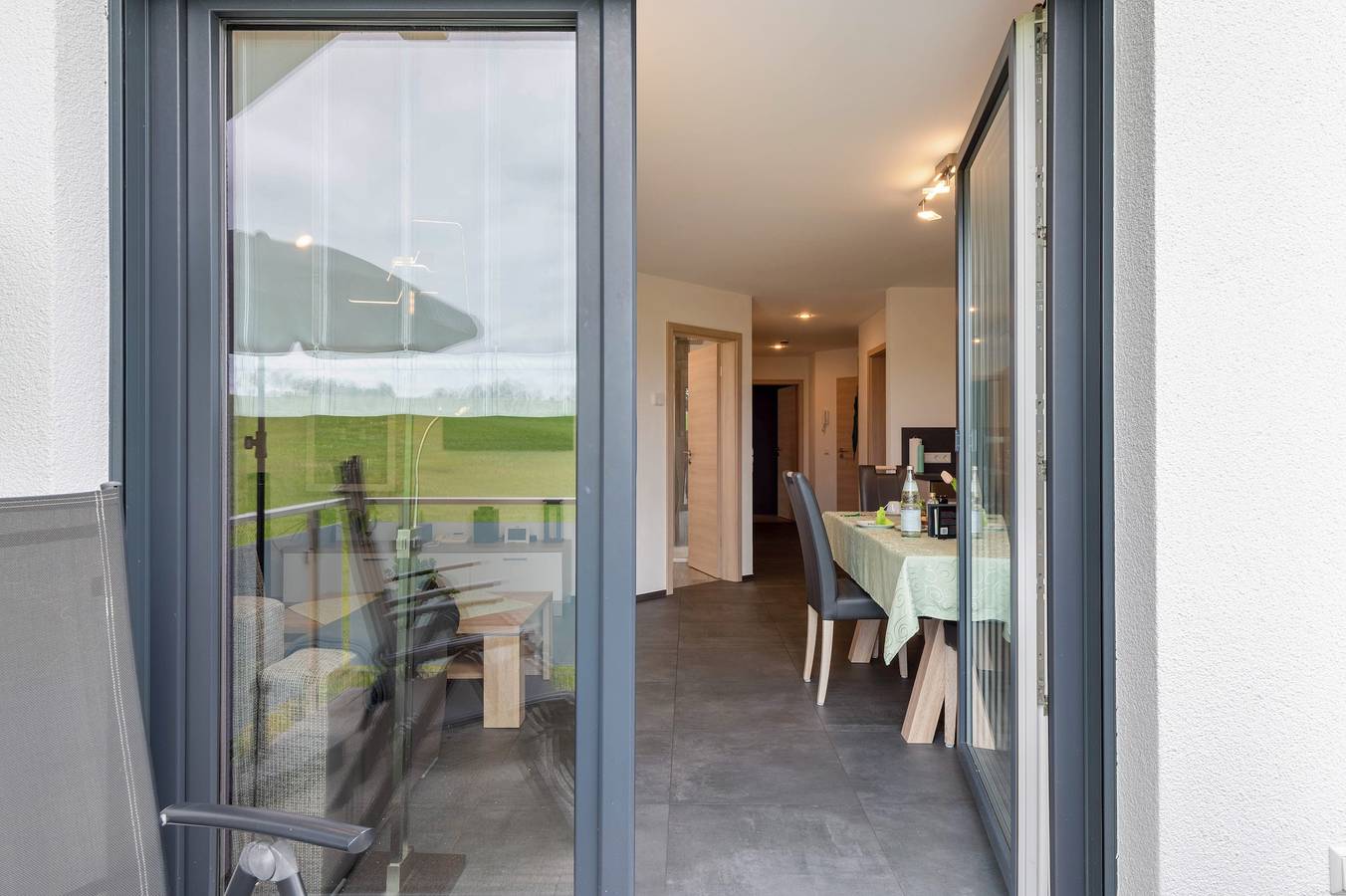 Ganze Wohnung, Ferienwohnung 'Schwarzwaldpanorama, 76qm' mit Bergblick und Wlan in Höchenschwand, Südschwarzwald