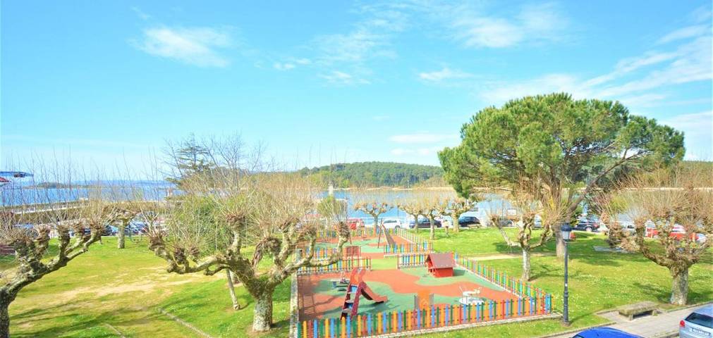 Apartamento para 6 personas, con Terraza y Vistas en Villagarcía de Arosa