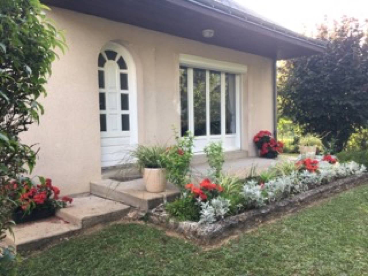 Bed & Breakfast „Chambre Bleue“ mit gemeinsamer Terrasse, Garten und Wlan in Saint-Avertin, Tours und Umgebung