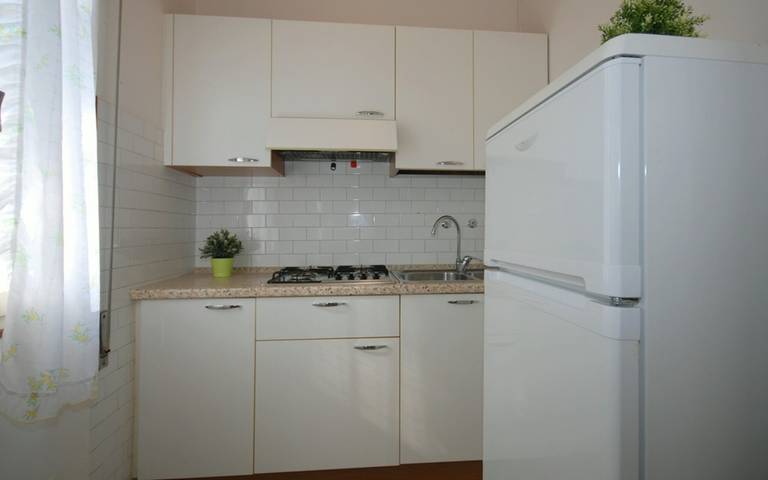 Bungalow für 6 Personen, mit Garten in Lignano Sabbiadoro - 4