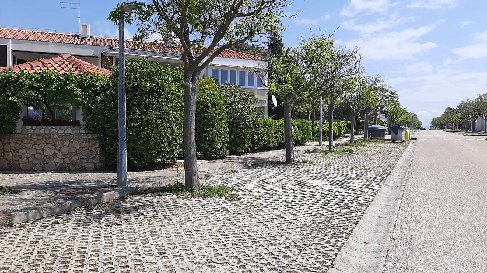 Ganze Wohnung, 1-Zimmer-Ferienwohnung mit Terrasse und Meerblick Gajac (Pag) A-25352-a in Gajac, Pag