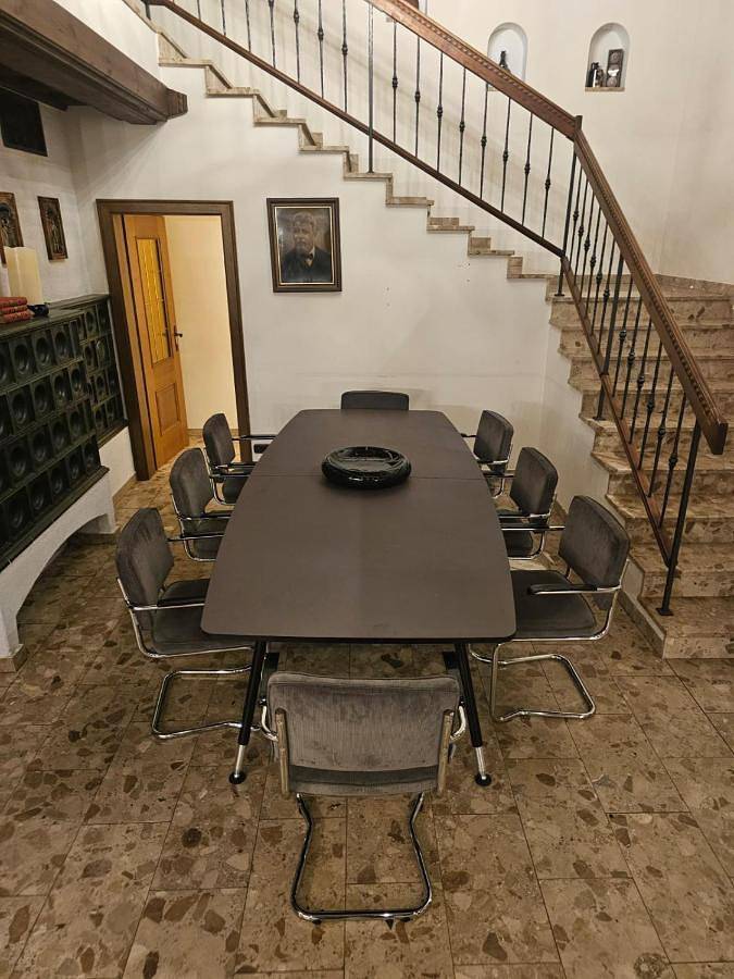 Villa für 13 Personen, mit Ausblick und Garten sowie Pool und Sauna in Wien - 2