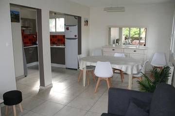 Gîte pour 4 personnes, avec balcon dans Gare De Collioure